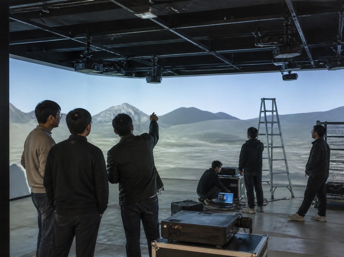 Technical integration setup for an immersive projection system